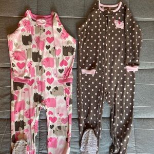 Set of 2 Carter’s footed pajamas